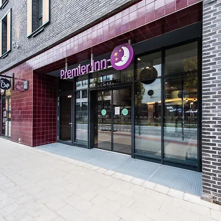 Premier Inn Hamburg St. Pauli-3
